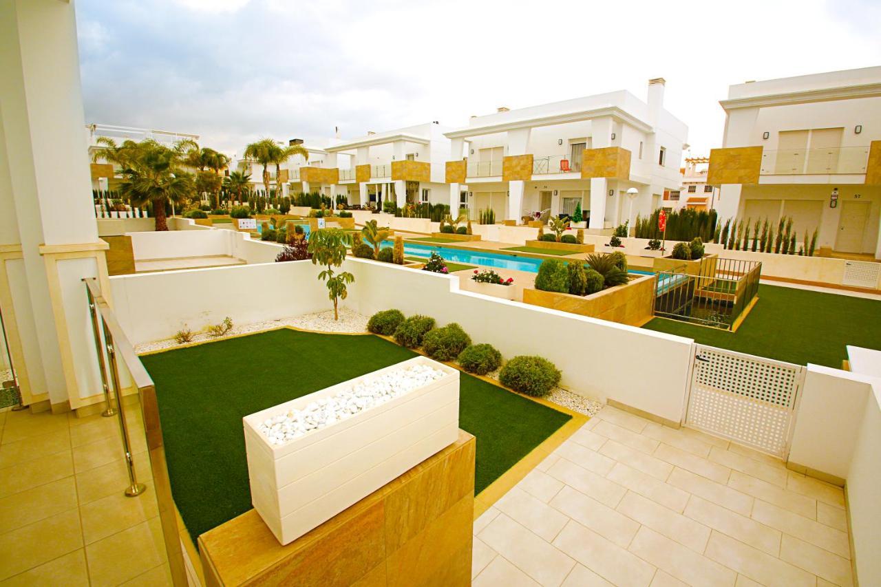 Luxury Bungalow Allegra 43 With Ac And Pool Ciudad Quesada Eksteriør billede