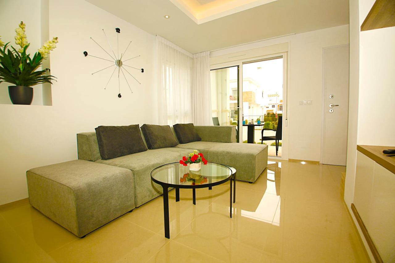 Luxury Bungalow Allegra 43 With Ac And Pool Ciudad Quesada Eksteriør billede